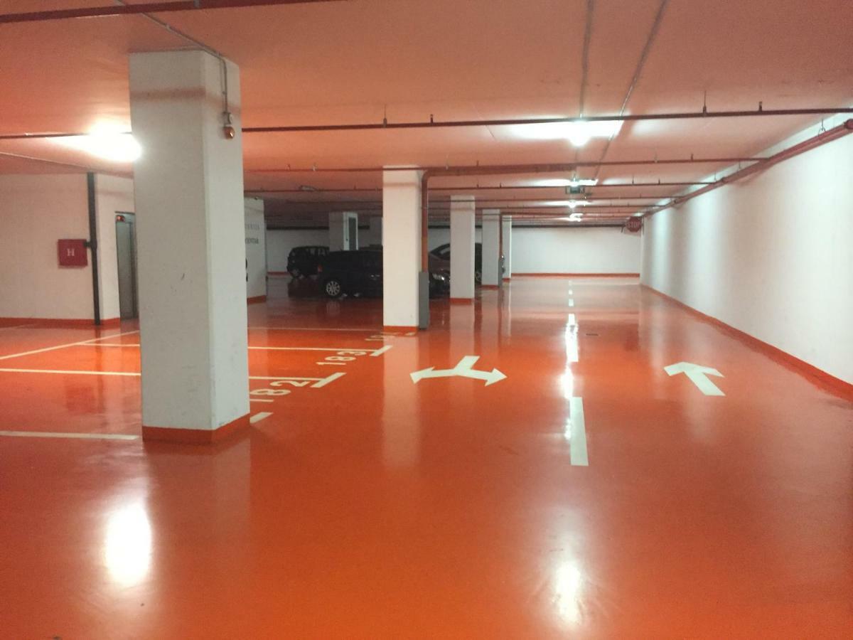Nova Galerija West App Mary Appartement Zagreb Buitenkant foto